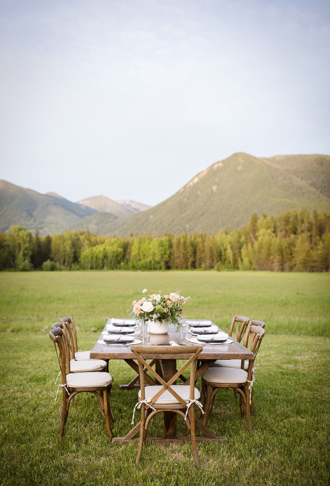 table set up at Green Valley Ranch wedding venue in Kalispell Montana